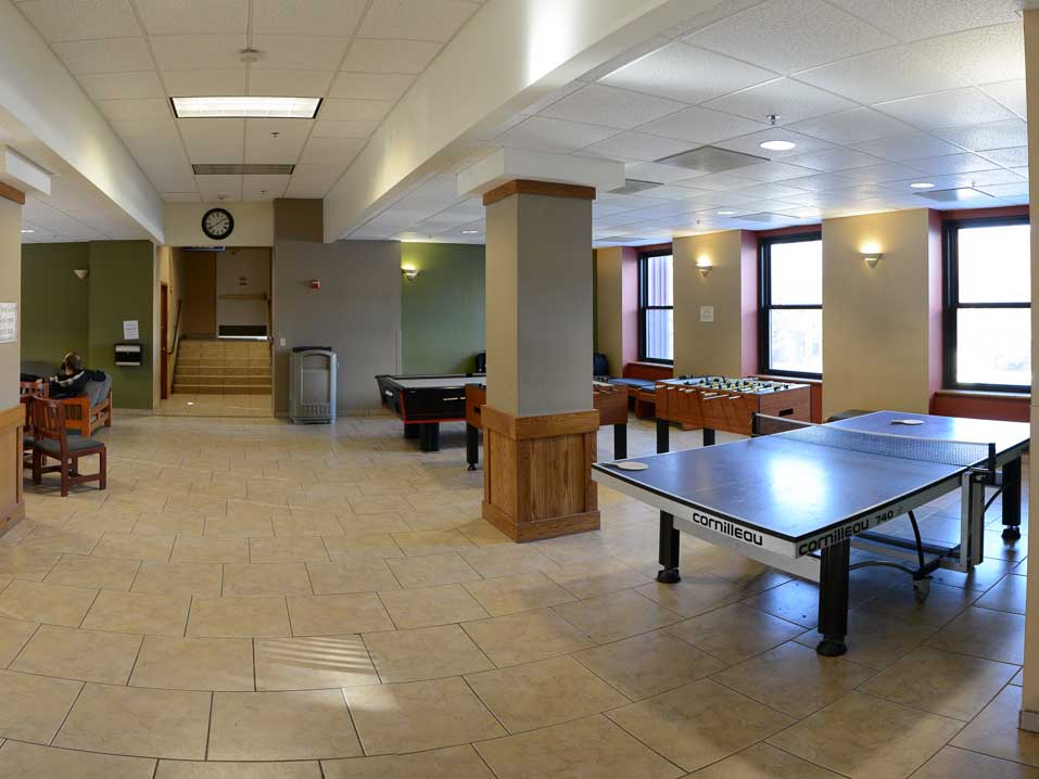 Carlson Commons pool table and ping pong