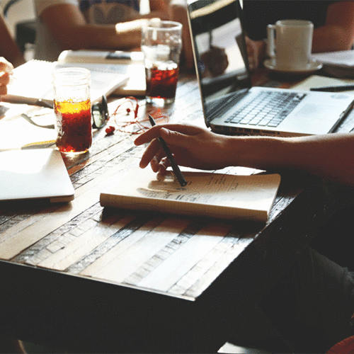 What is college life like at a Christian University? The atmosphere of the college you choose can affect your college experience in drastic ways.